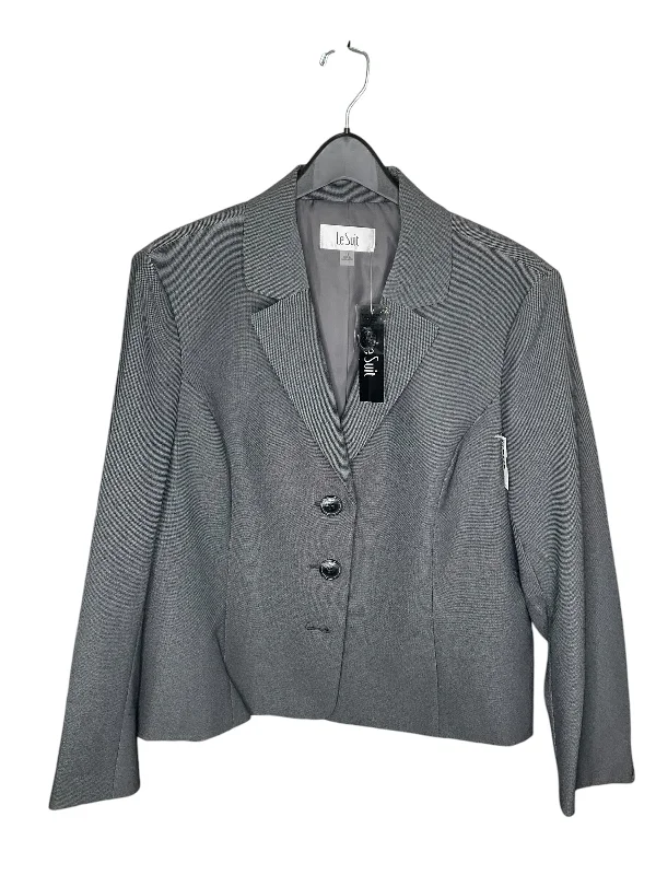 Blazer By Le Suit In Grey, Size: 18 Monochromatic All